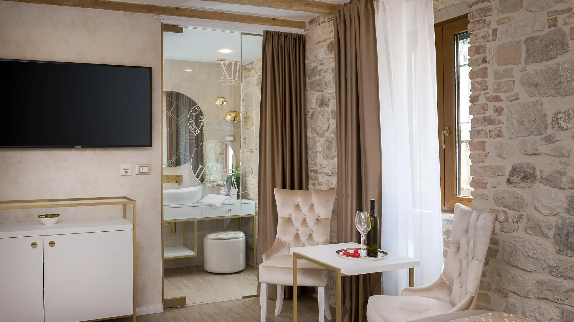 Le Premier Luxury Rooms Split 4*,  Kroatien